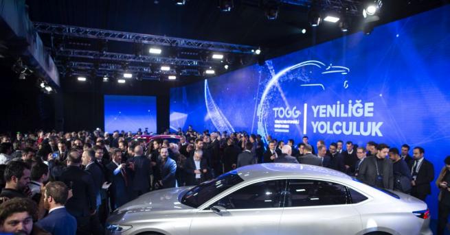 Турският президент Реджеп Тайип Ердоган представи прототипи на произведен в