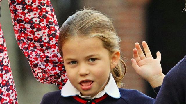 Палава и красива: Принцеса Шарлот на 5 години (ГАЛЕРИЯ)