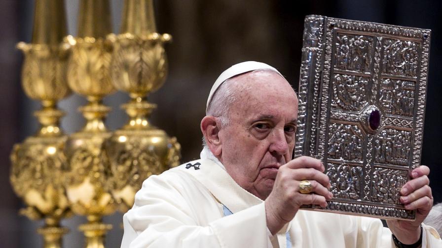 Папа Франциск с отрицателен тест за коронавирус