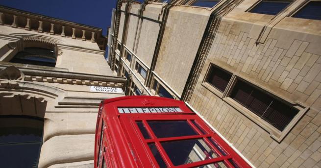Прототипът на световноизвестната британска червена телефонна кабина получи статут на