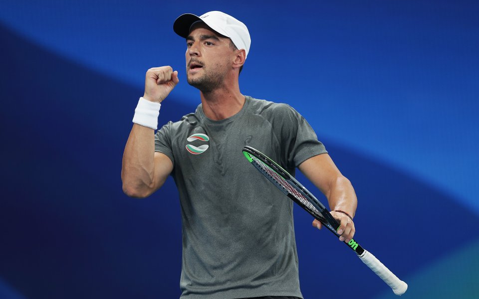 Втората ракета на Бълария Димитър Кузманов играе срещу Стив Дарси