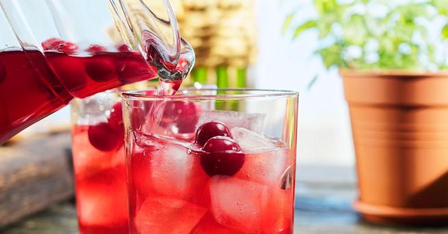Експериментално проучване установи че дългосрочната консумация на сок от червени