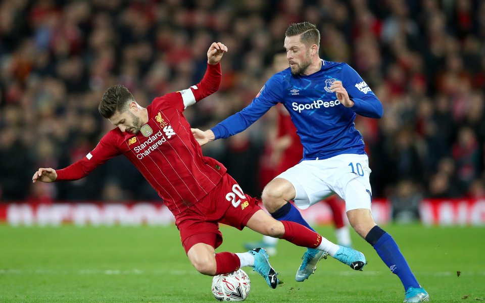 Мениджърът на Еверън Карло Анчелоти обмисля да се отърве от