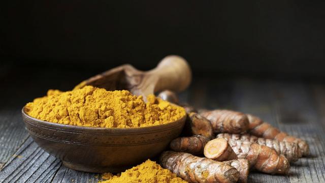 Следпразнично отслабване с куркума - възможно ли е?