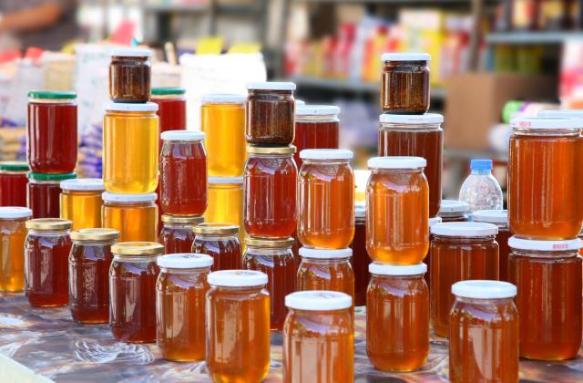 Етикетът на пчелния мед трябва да посочва страната или страните