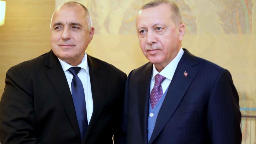 Борисов пред Ердоган: Само мирът може да реши проблемите