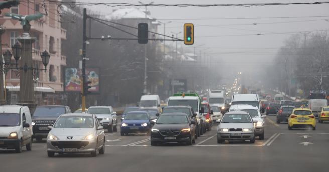 България Опасно мръсен въздух в София проверяват автосервизи и цехове
