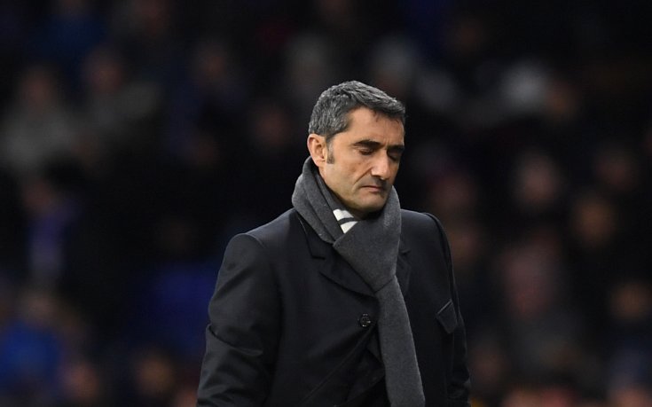 Барса няма да прибързва с уволнението на Валверде