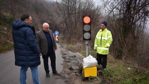 свлачище Асенова крепост светофар