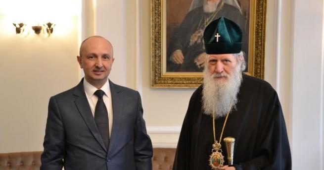 Патриарх Неофит прие посланика на Сърбия у нас Желко Йович.