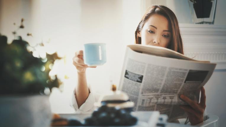 жена уикенд вестник почивка кафе сутрин