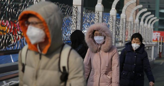 Обезпокоителни клипове на хора в Китай заразени с короновируса които