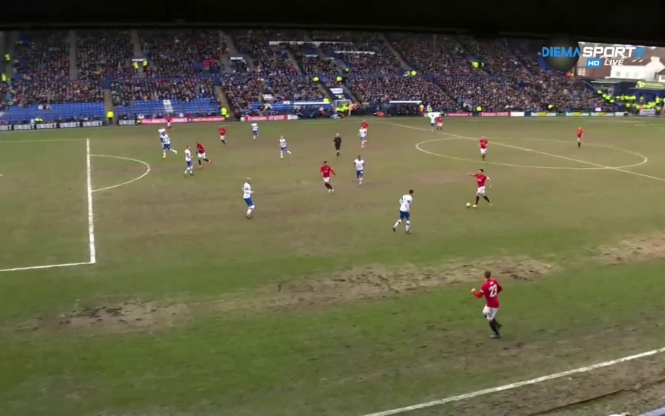 В 16-ата минута Джеси Лингард оформи класическата преднина за "червените