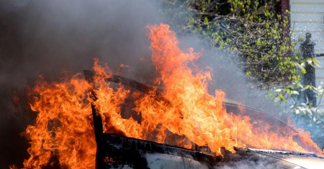 Най малко 8 души са убити а над 20 са ранени