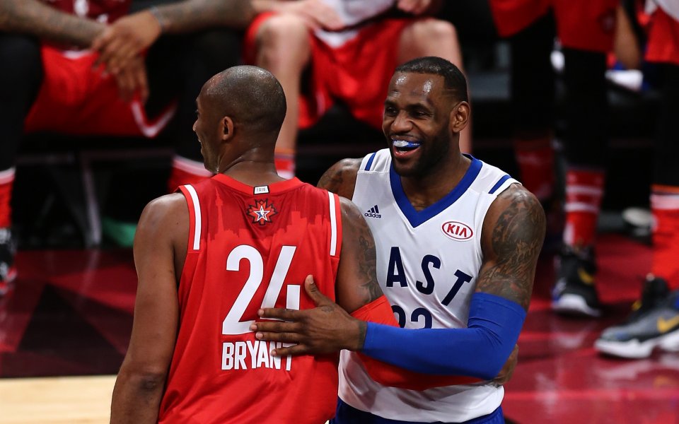 Появиха се първите кадри, в които близкият приятел на Коби