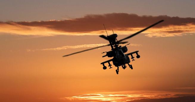 Военен хеликоптер се разби в морето край остров Зларин съобщава
