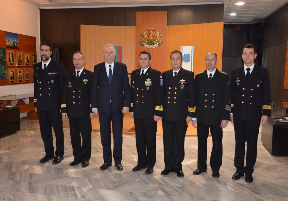 Командири на кораби на НАТО във Варна