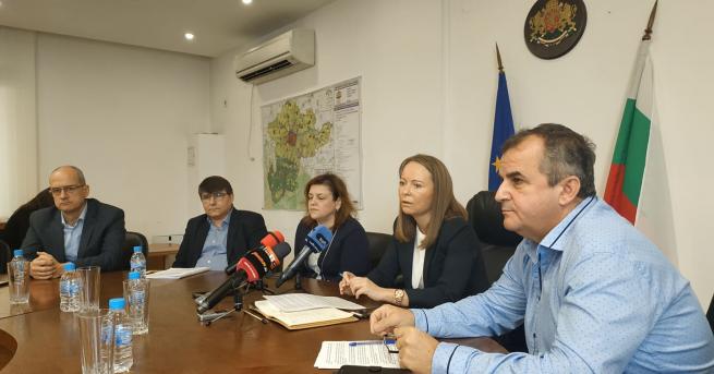 Двойно превишение на стойностите на два пестицида е открито във