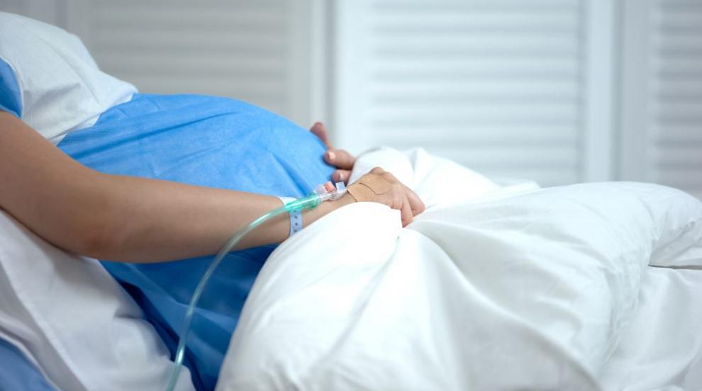 Лекарска грешка с фатален край: Направиха аборт на жена, сбъркали я с друга пациентка