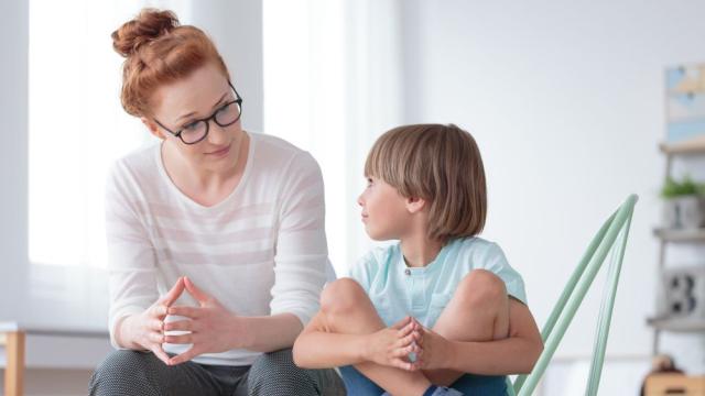 Трябва ли родителите да бъдат приятели на децата си?