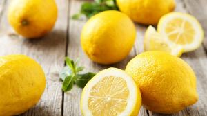 Лимоните имат множество ползи за здравето защото съдържат витамин С