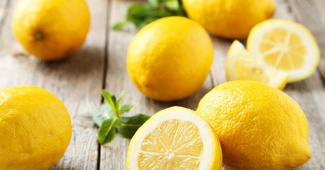 Лимоните са сред най-популярните цитрусови плодове. Те присъстват на трапезата