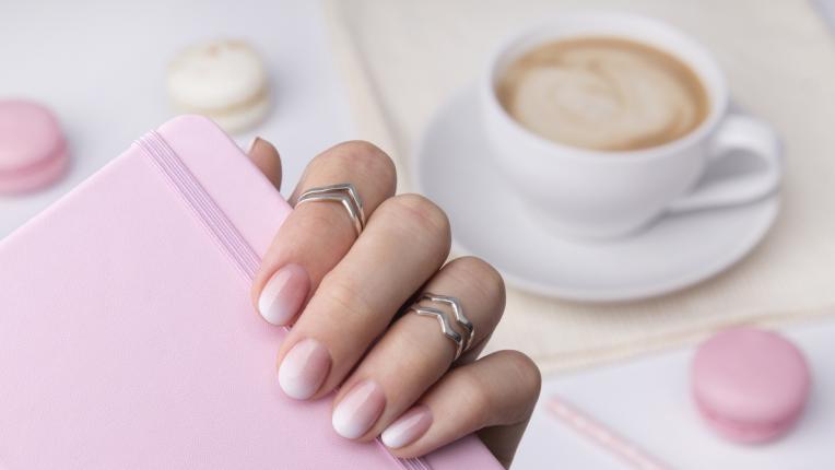  7 свежи трендове в маникюра през 2021 