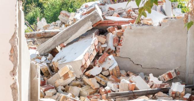 Покривът на спортен и концертен комплекс в Санкт Петербург падна