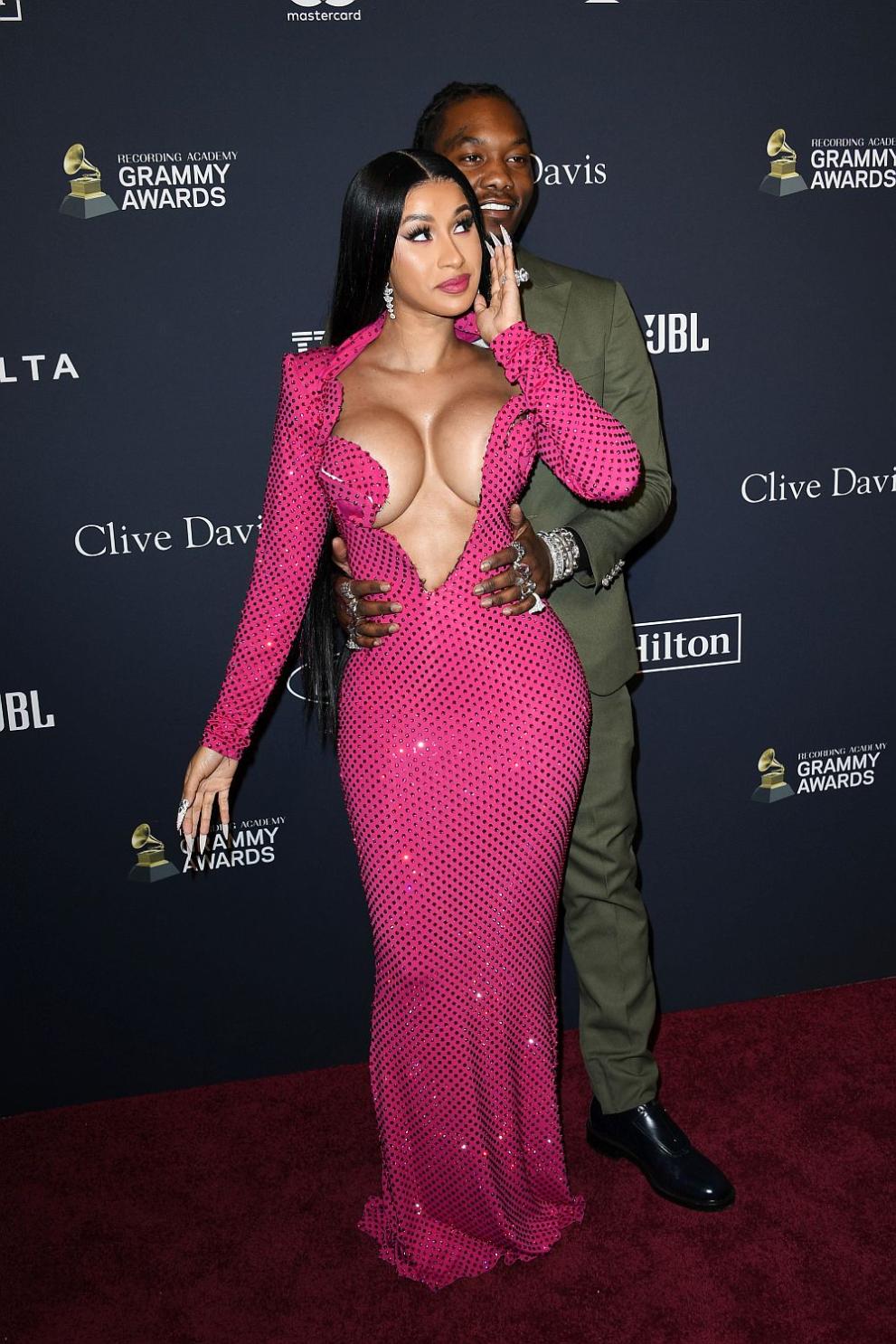  Карди Би и Офсет 