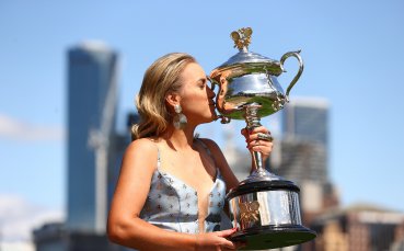Шампионката от Australian open 2020 София Кенин спечели втора титла