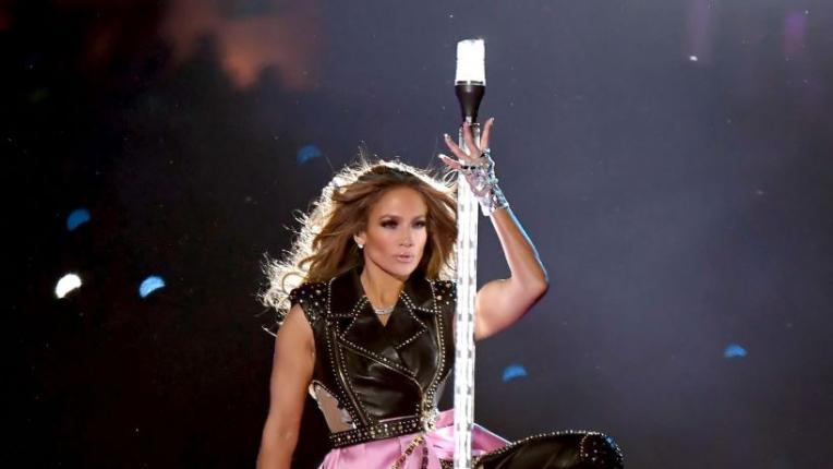  Джей Ло и Шакира превзеха сцената на Супербоул 