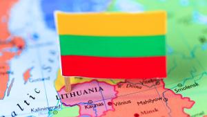 Литовският президент Гитанас Науседа обяви днес извънредно положение и каза