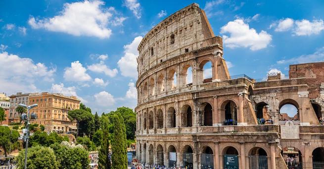 Известният римски Колизеум отново отваря за посетители след тримесечно блокиране