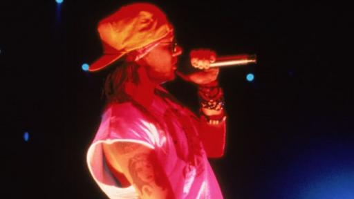  <p>Днес се е родило <strong>лошото момче </strong>на рока</p> 