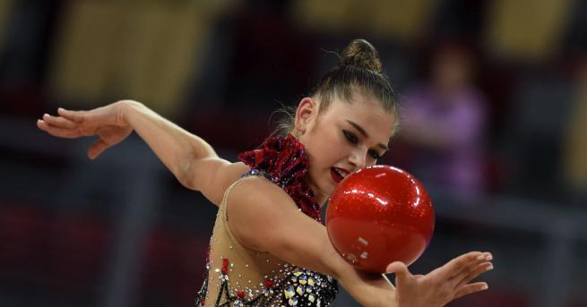 Четирикратната световна шампионка по художествена гимнастика Александра Солдатова отрече появилите