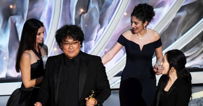 Оскар“ за най-добър режисьор получи Пон Джун-хо за Паразит“. Той