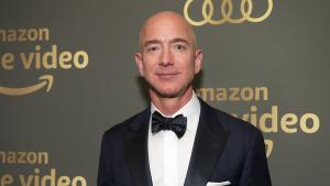 Основателят на гиганта за електронната търговия Amazon Джеф Безос планира