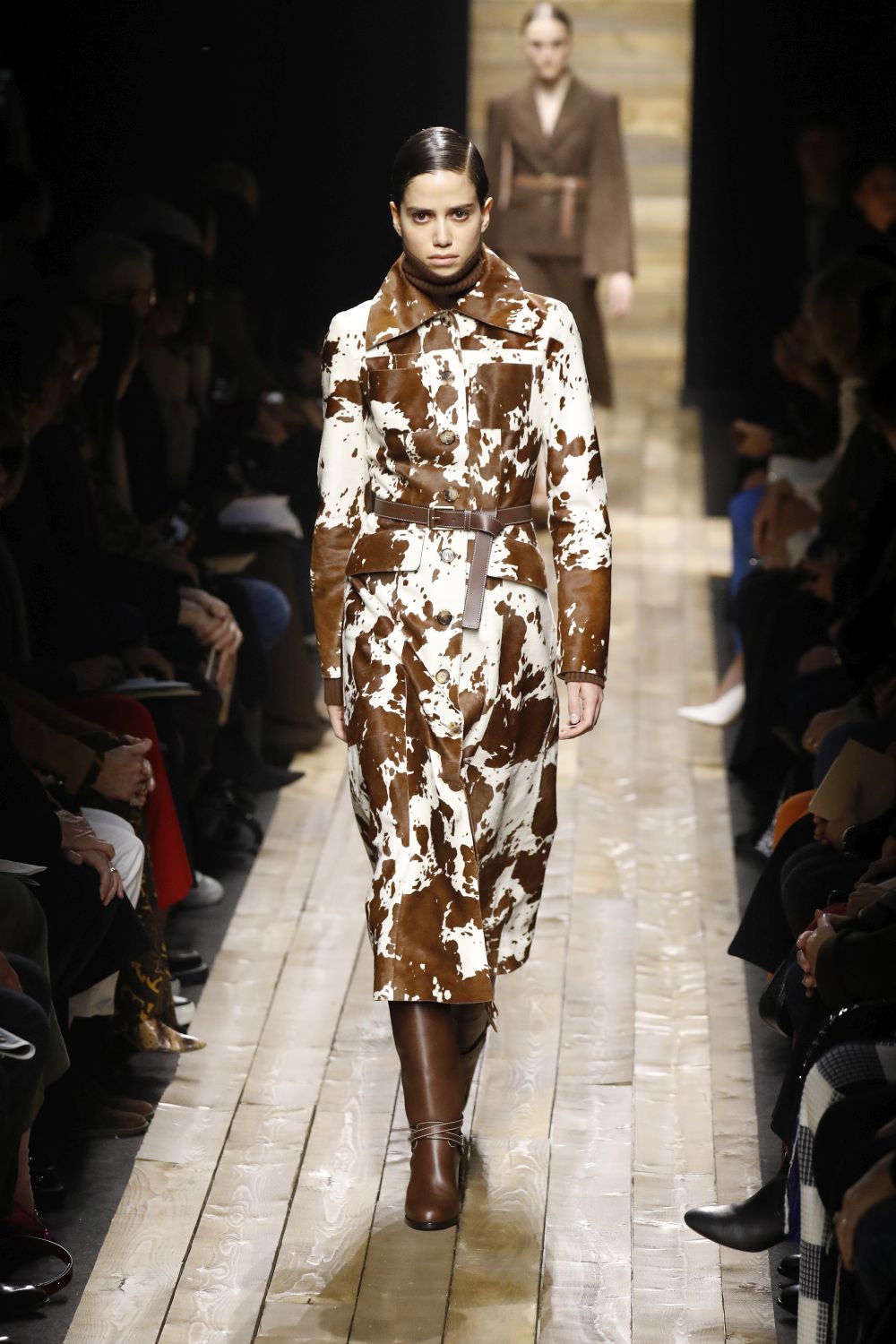 Любим дизайнер на кралица Летисия показа вдъхновението си в Ню Йорк (ГАЛЕРИЯ)