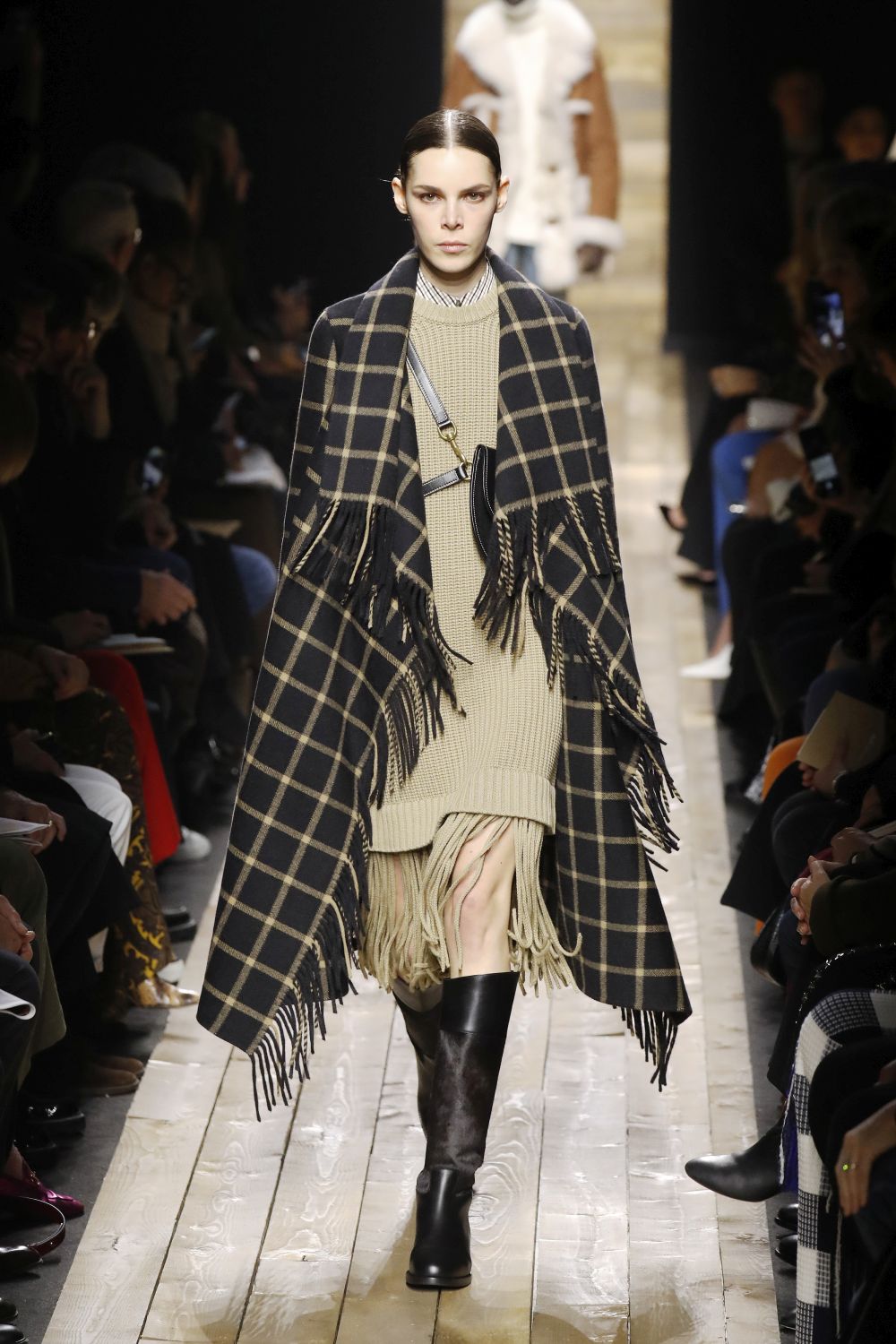 Любим дизайнер на кралица Летисия показа вдъхновението си в Ню Йорк (ГАЛЕРИЯ)