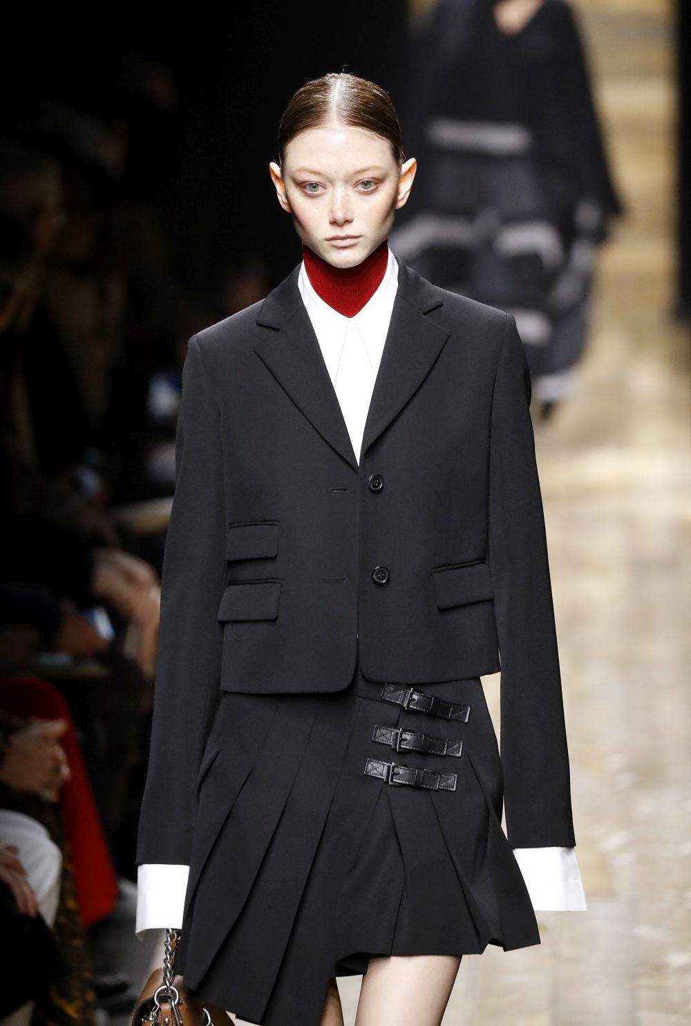 Любим дизайнер на кралица Летисия показа вдъхновението си в Ню Йорк (ГАЛЕРИЯ)