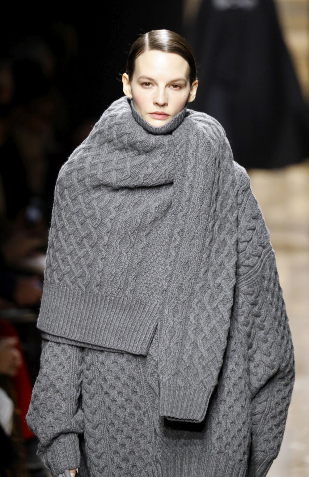 Любим дизайнер на кралица Летисия показа вдъхновението си в Ню Йорк (ГАЛЕРИЯ)