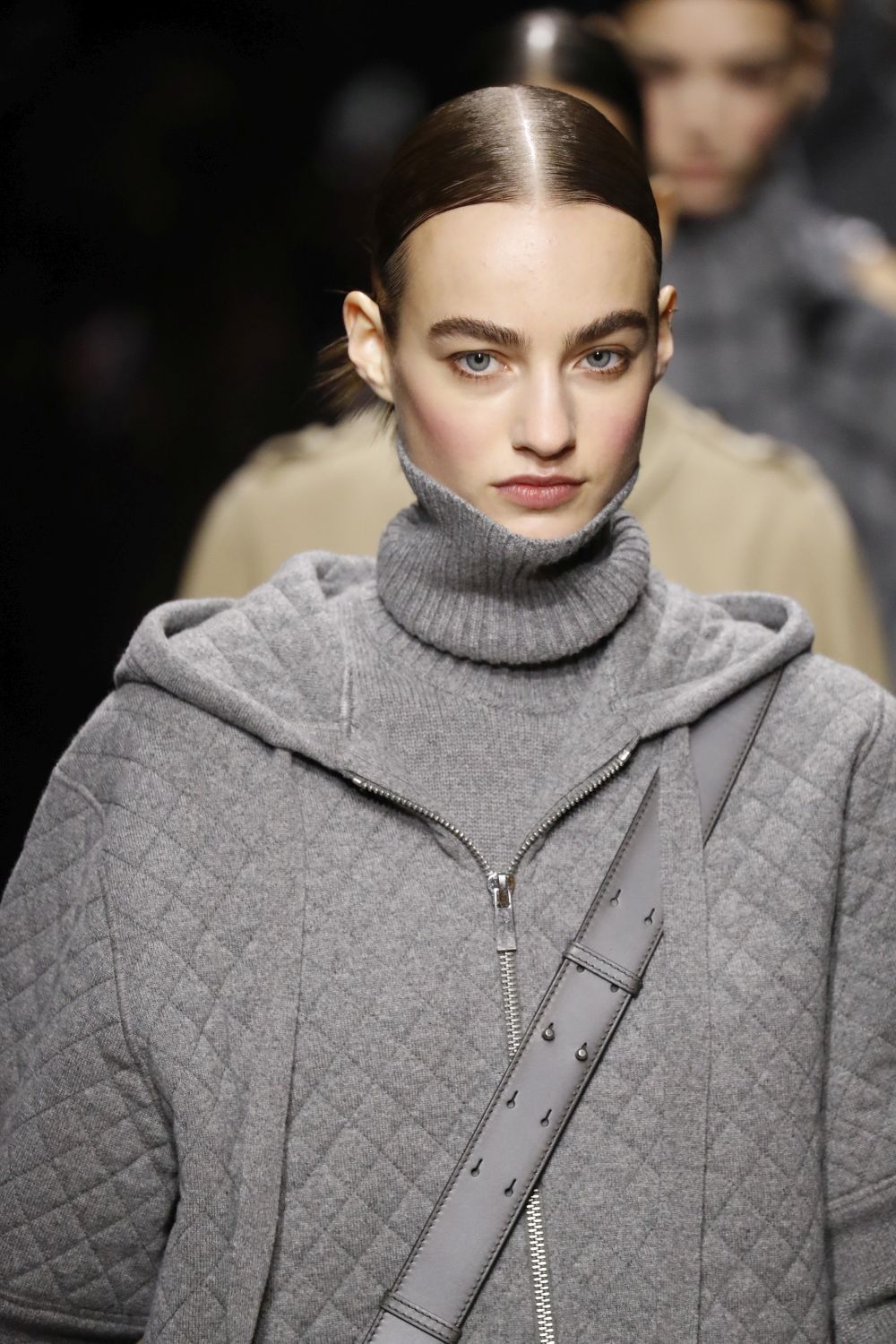 Любим дизайнер на кралица Летисия показа вдъхновението си в Ню Йорк (ГАЛЕРИЯ)