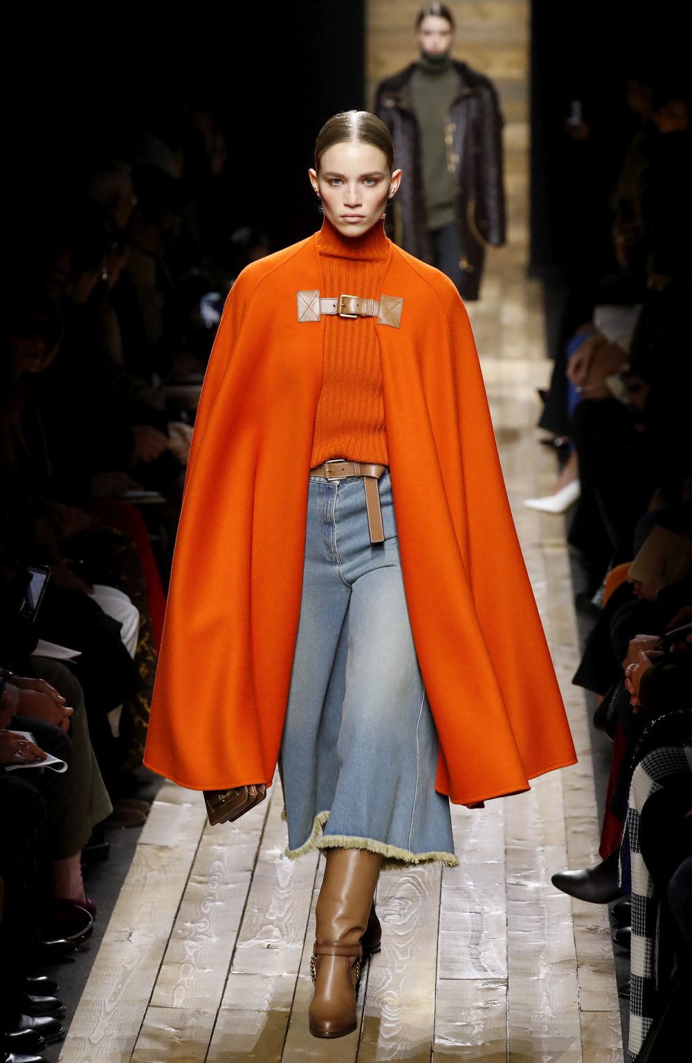 Любим дизайнер на кралица Летисия показа вдъхновението си в Ню Йорк (ГАЛЕРИЯ)