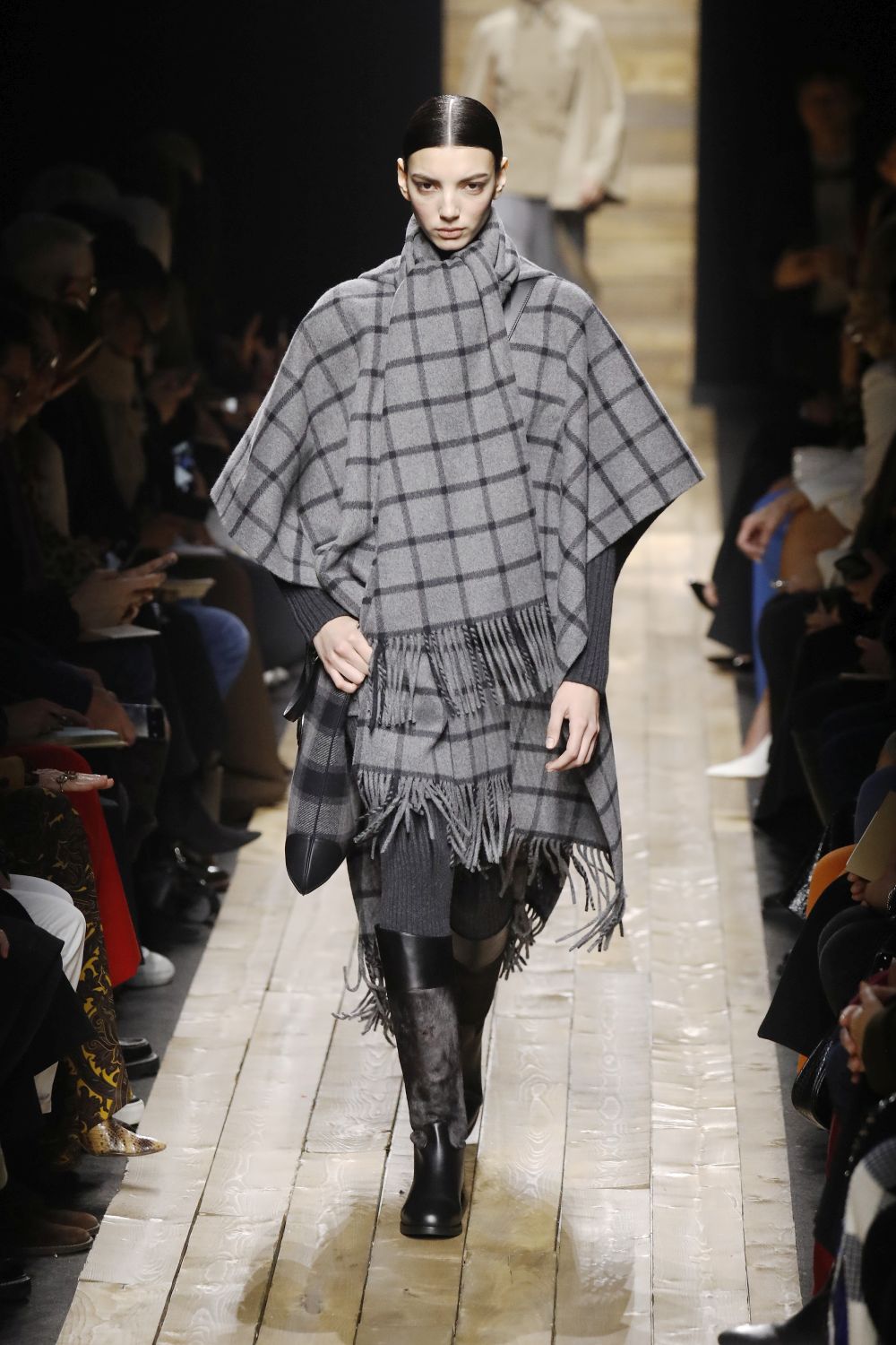 Любим дизайнер на кралица Летисия показа вдъхновението си в Ню Йорк (ГАЛЕРИЯ)