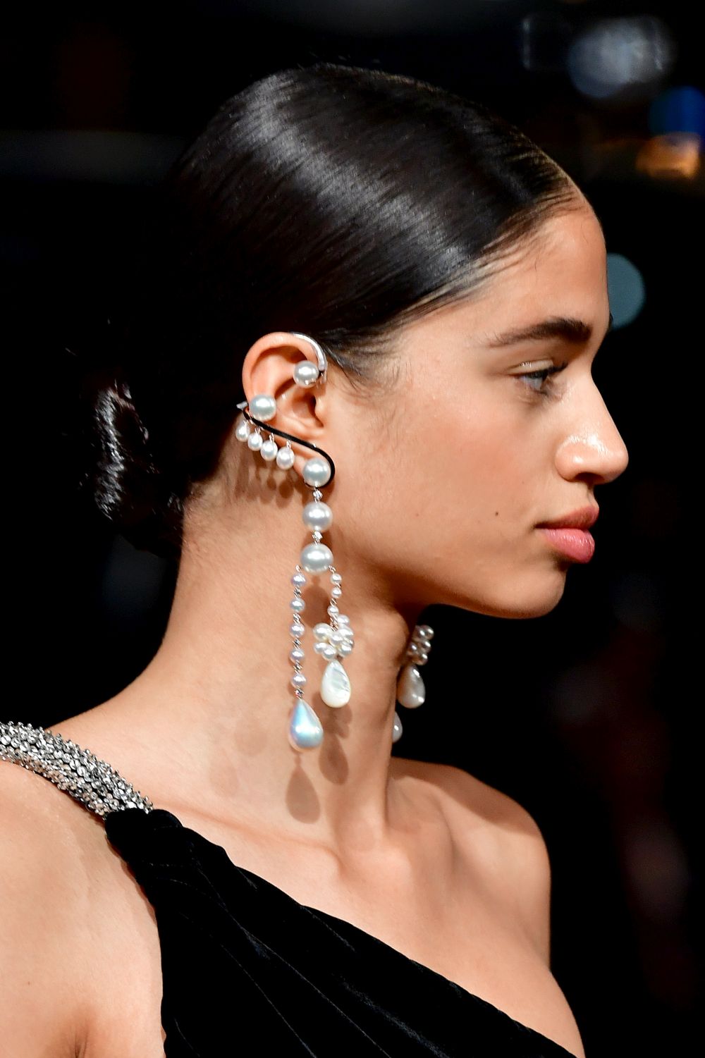 Дизайнер, обличал Мишел Обама, Кейт Мидълтън и Опра Уинфри, избра да почете