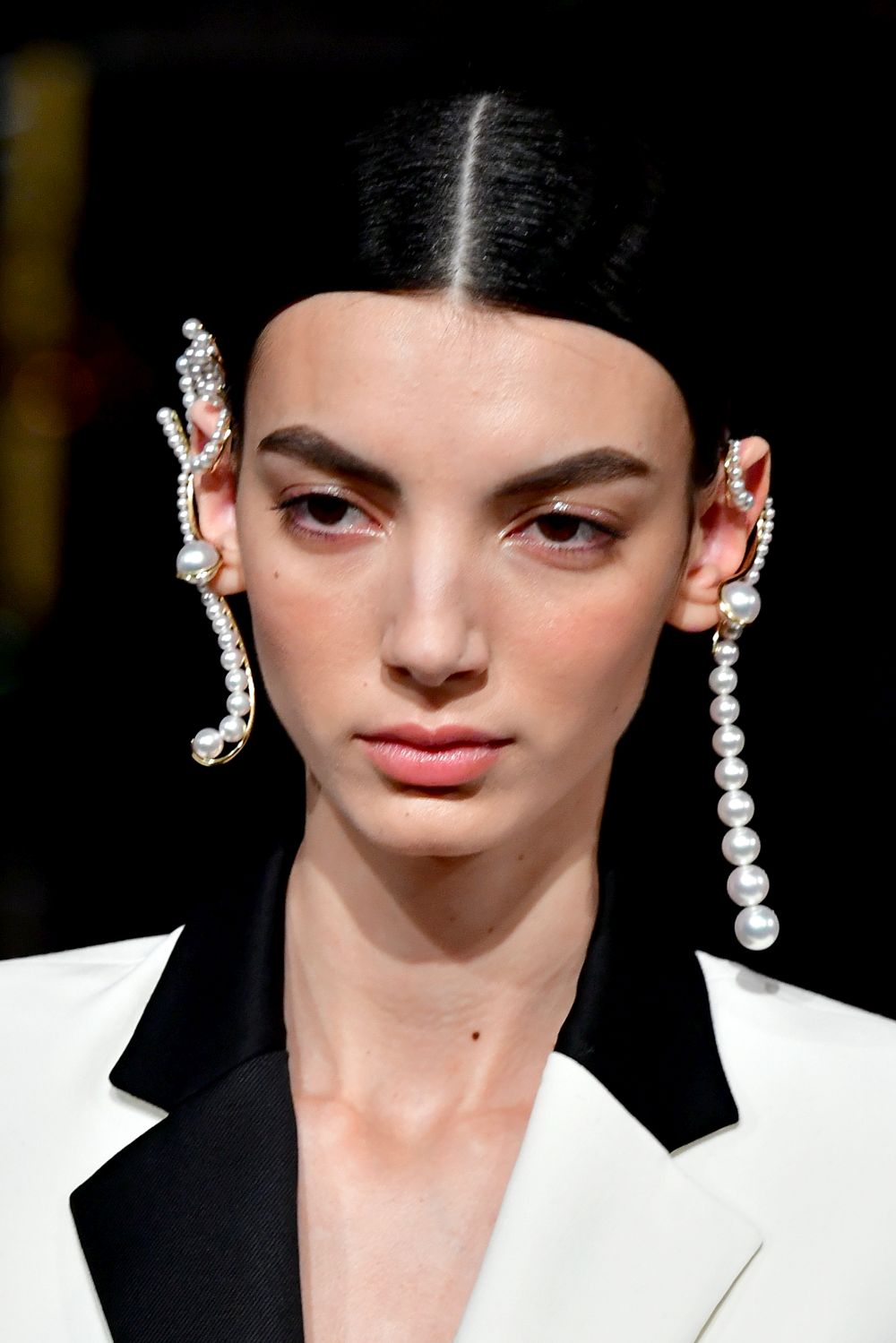 Дизайнер, обличал Мишел Обама, Кейт Мидълтън и Опра Уинфри, избра да почете