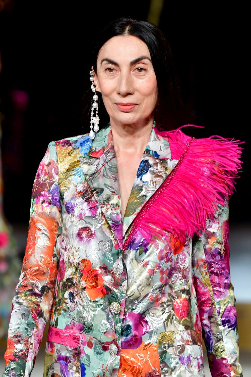 Дизайнер, обличал Мишел Обама, Кейт Мидълтън и Опра Уинфри, избра да почете