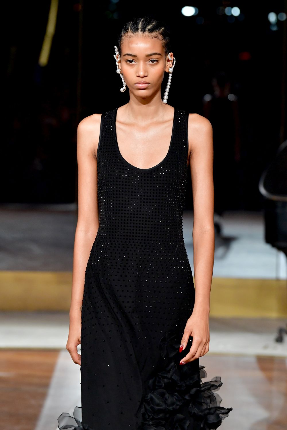 Дизайнер, обличал Мишел Обама, Кейт Мидълтън и Опра Уинфри, избра да почете