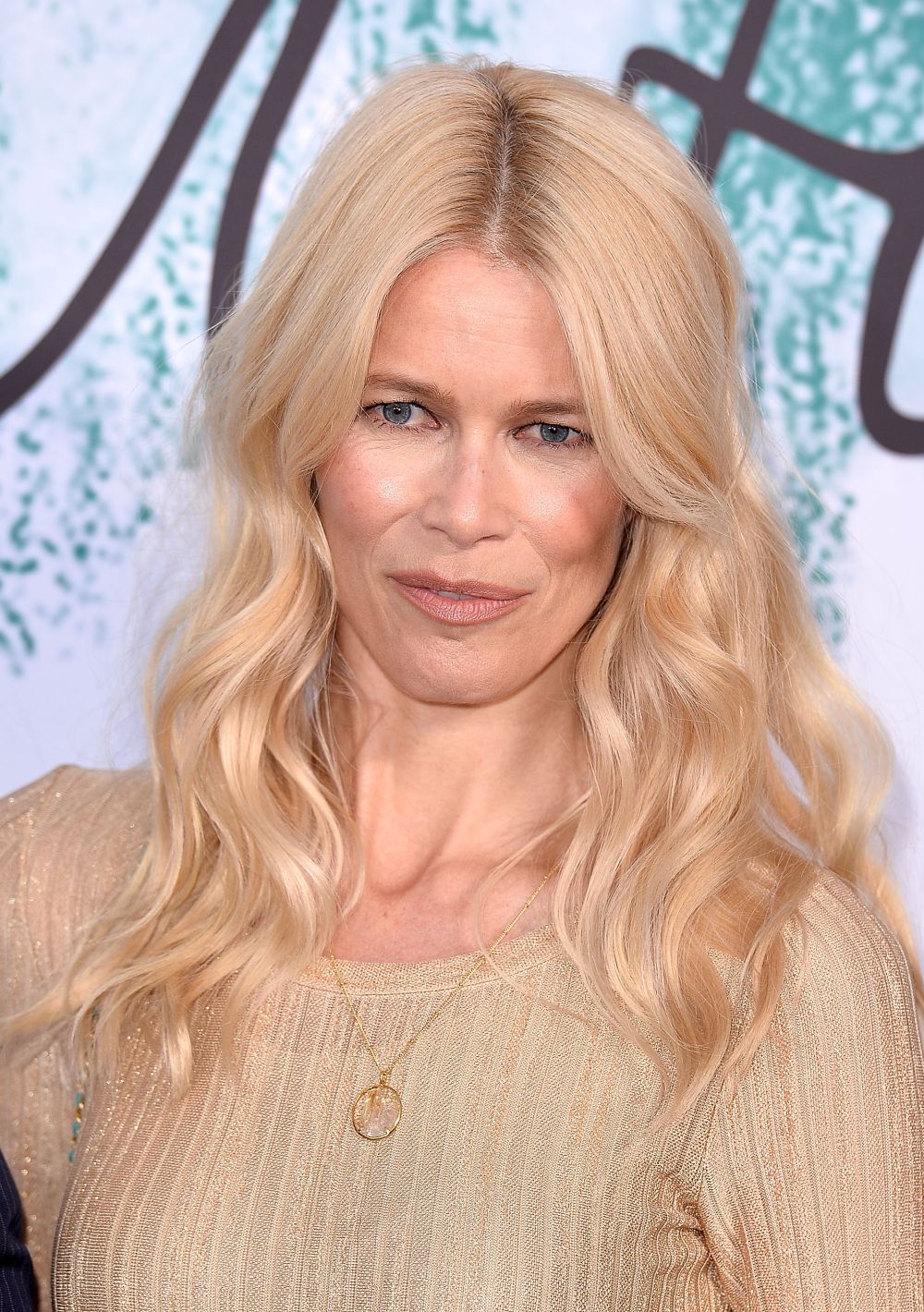 Германската манекенка Клаудия Шифер е родена на 25 август 1970 г. в Райнберг, Северен Рейн-Вестфалия.