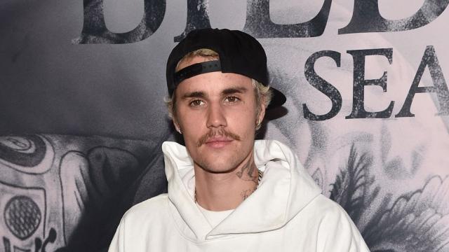 Парти на Джъстин Бийбър приключи със стрелба, на него бил и Джеф Безос